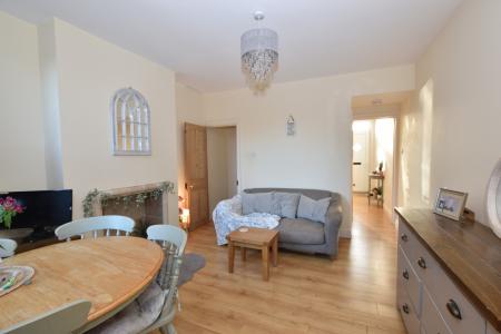 2 bedroom Semi-detached house for sale in West Leake Road, East Leake, LE12