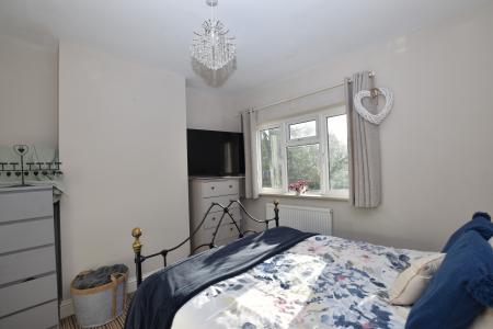 2 bedroom Semi-detached house for sale in West Leake Road, East Leake, LE12