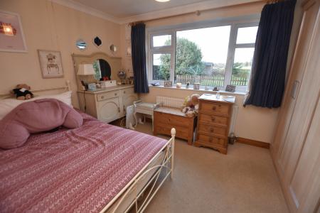 4 bedroom Bungalow for sale in Main Street, Normanton on Soar, LE12