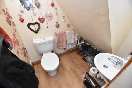 4 bedroom Bungalow for sale in Main Street, Normanton on Soar, LE12