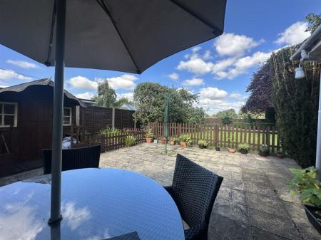 4 bedroom Bungalow for sale in Main Street, Normanton on Soar, LE12