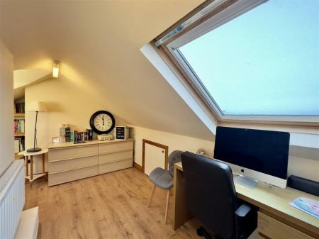 4 bedroom Bungalow for sale in Main Street, Normanton on Soar, LE12