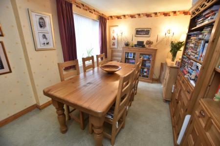 4 bedroom Bungalow for sale in Main Street, Normanton on Soar, LE12