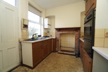 3 bedroom Terraced House for sale in Gladstone Street, Hathern, LE12