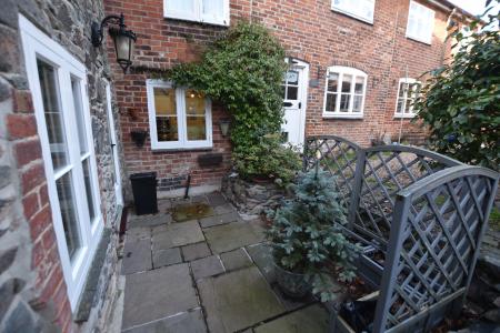 3 bedroom Cottage for sale in Church Street, Shepshed, LE12