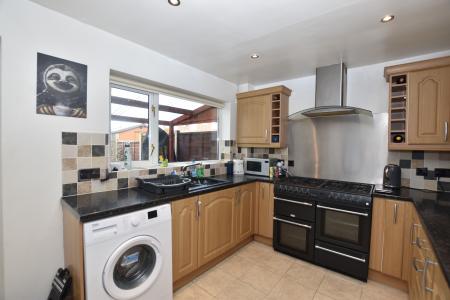 2 bedroom Town house for sale in Lanes Close, Sileby, LE12
