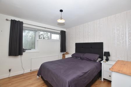 2 bedroom Town house for sale in Lanes Close, Sileby, LE12