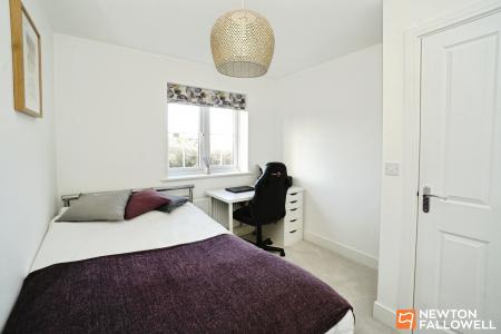 5 bedroom Detached house for sale in Ladybird Close, East Leake, LE12