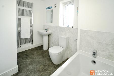 5 bedroom Detached house for sale in Ladybird Close, East Leake, LE12