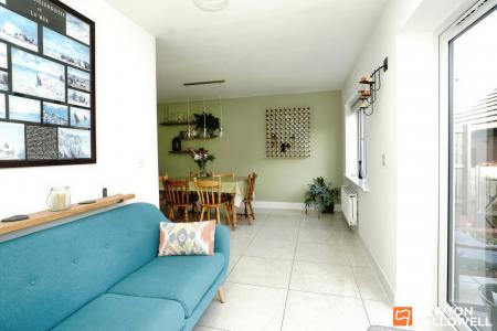 5 bedroom Detached house for sale in Ladybird Close, East Leake, LE12