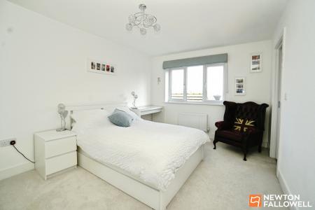 5 bedroom Detached house for sale in Ladybird Close, East Leake, LE12