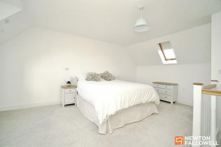 5 bedroom Detached house for sale in Ladybird Close, East Leake, LE12