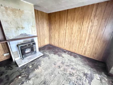 2 bedroom Semi-detached house for sale in Bailey Crescent, Mansfield, NG19
