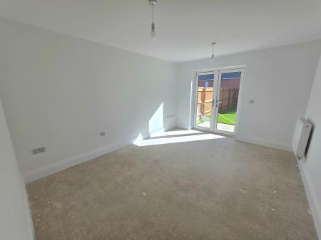 3 bedroom Detached house for sale in Hooton Green, Mansfield, NG19