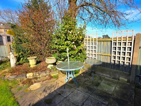 2 bedroom Detached bungalow for sale in Leeming Park, Mansfield Woodhouse, NG19