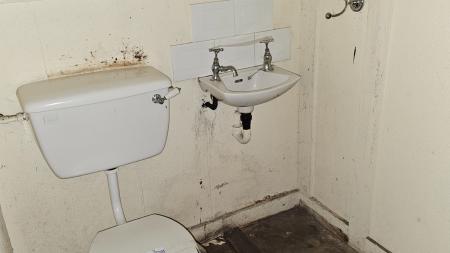 6 bedroom Detached house for sale in Marlborough Road, Kirkby-in-Ashfield, NG17