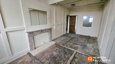 6 bedroom Detached house for sale in Marlborough Road, Kirkby-in-Ashfield, NG17