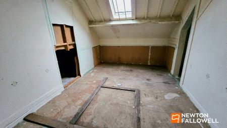 6 bedroom Detached house for sale in Marlborough Road, Kirkby-in-Ashfield, NG17