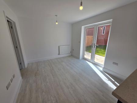 4 bedroom Detached house for sale in Maypole Road, Mansfield, NG19