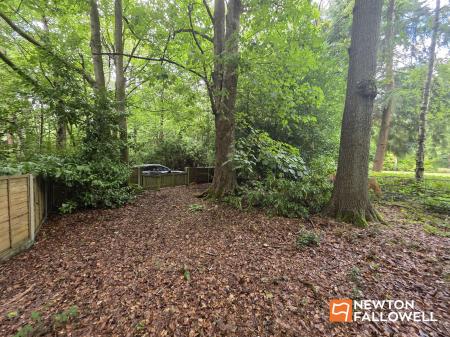 Newstead Abbey Park - Land