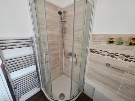 3 bedroom Terraced House for sale in Portland Street, New Houghton, NG19