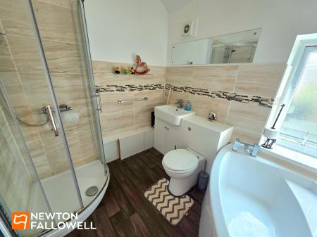 3 bedroom Terraced House for sale in Portland Street, New Houghton, NG19