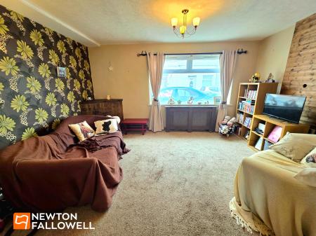 3 bedroom Terraced House for sale in Portland Street, New Houghton, NG19