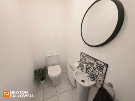 2 bedroom Town house for sale in Scholars Way, Mansfield, NG18