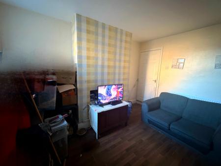 3 bedroom Terraced House for sale in Fenwick Street, Warsop, NG20