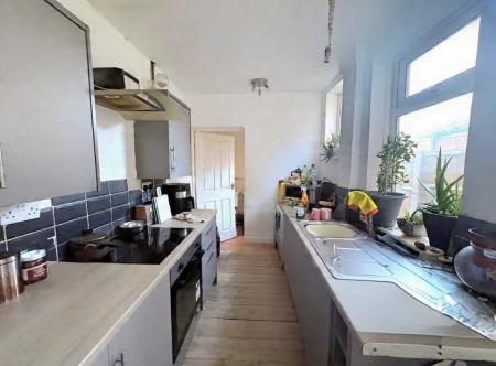 3 bedroom Terraced House for sale in Fenwick Street, Warsop, NG20