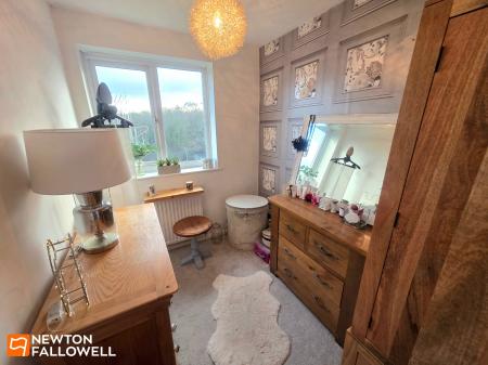 2 bedroom Semi-detached house for sale in Richmond Drive, Mansfield Woodhouse, NG19