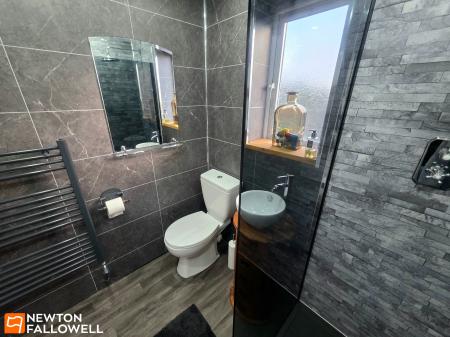 2 bedroom Semi-detached house for sale in Richmond Drive, Mansfield Woodhouse, NG19