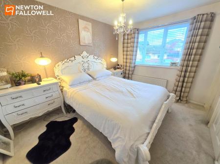 2 bedroom Semi-detached house for sale in Richmond Drive, Mansfield Woodhouse, NG19