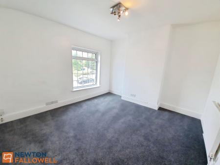 2 bedroom Terraced House for sale in Leeming Lane South, Mansfield Woodhouse, NG19