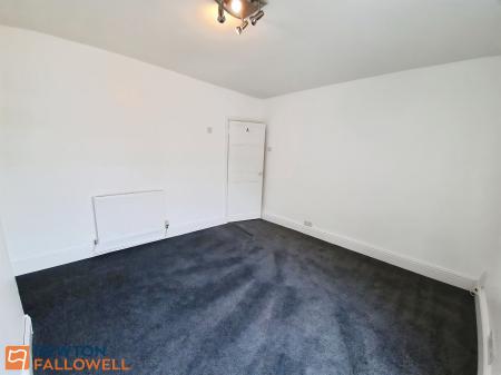 2 bedroom Terraced House for sale in Leeming Lane South, Mansfield Woodhouse, NG19