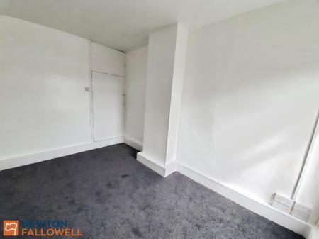 2 bedroom Terraced House for sale in Leeming Lane South, Mansfield Woodhouse, NG19