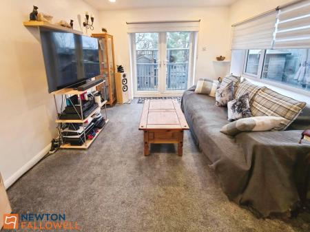 4 bedroom Semi-detached house for sale in Clifton Grove, Mansfield, NG18