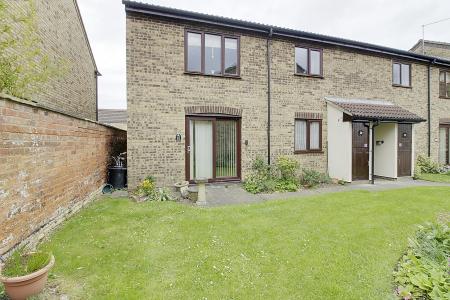 2 bedroom Flat for sale in Bridge Street, Deeping St. James, PE6