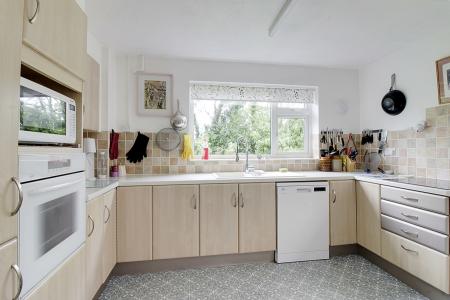 4 bedroom Detached house for sale in Claypole Drive, Northborough, PE6