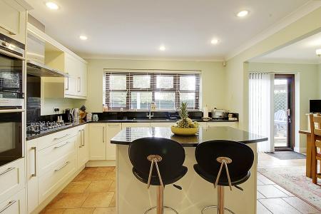 5 bedroom Detached house for sale in Colton Close, Baston, PE6