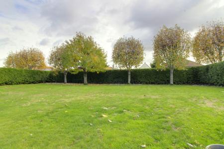 5 bedroom Detached house for sale in Colton Close, Baston, PE6