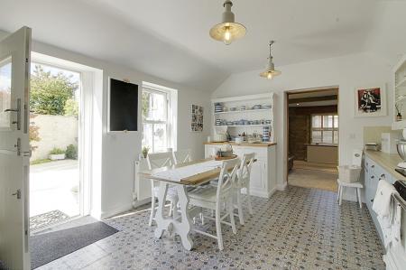 5 bedroom Character Property for sale in East End, Langtoft, PE6