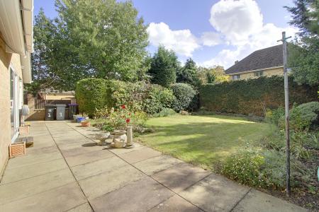 3 bedroom Detached bungalow for sale in Godsey Lane, Market Deeping, PE6