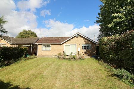 3 bedroom Detached bungalow for sale in Godsey Lane, Market Deeping, PE6