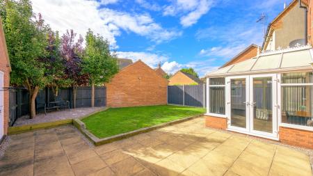 5 bedroom Detached house for sale in Haywain Drive, Deeping St Nicholas, PE11