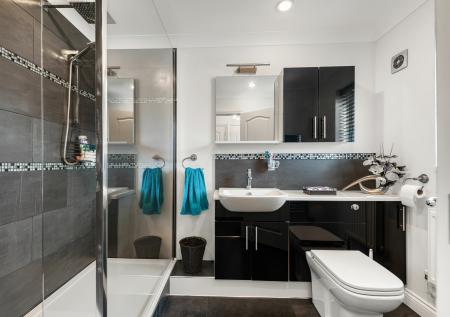 5 bedroom Detached house for sale in Haywain Drive, Deeping St Nicholas, PE11