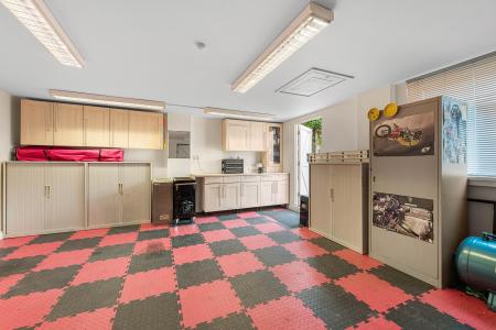 5 bedroom Detached house for sale in Haywain Drive, Deeping St Nicholas, PE11