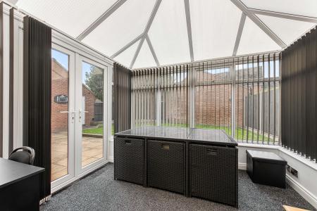 5 bedroom Detached house for sale in Haywain Drive, Deeping St Nicholas, PE11