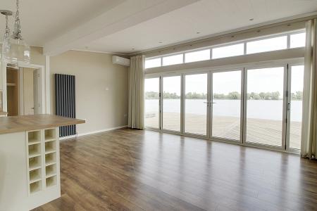 2 bedroom Lodge for sale in Langtoft Lakes, Langtoft, PE6