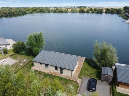 2 bedroom Lodge for sale in Langtoft Lakes, Langtoft, PE6